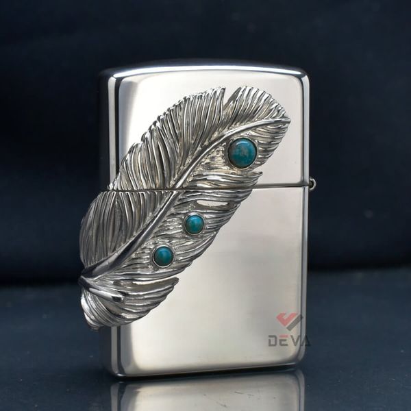 Zippo Bạc Khối Ốp Emblem Bạc Lông Vũ Gắn Lam Ngọc BK90
