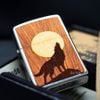 Zippo Ốp Gỗ Chủ Đề Sói Hú Woodchuck Howling Wolf Z337
