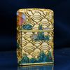 Zippo Bọc Lưới Mạ Vàng Chủ Đề Hươu Thần Hạ Sơn ZN75