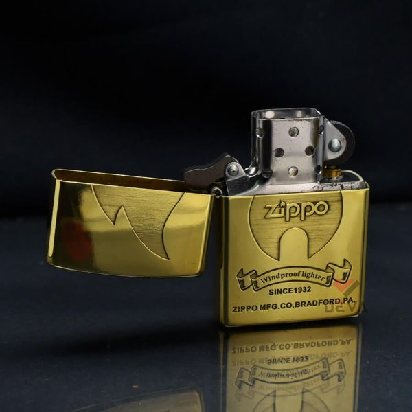 Zippo Khắc Sâu Ngọn Lửa Biểu Tượng Thương Hiệu Zippo ZN362