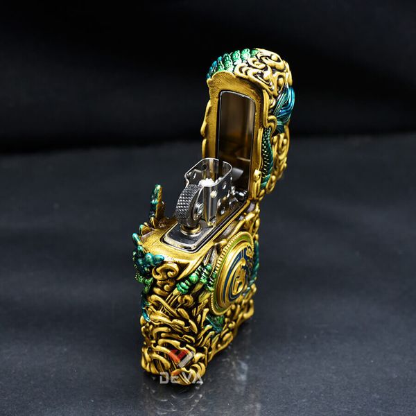 Zippo Ốp Tượng Thanh Long Và Vòng Xoay Phong Thủy ZN86
