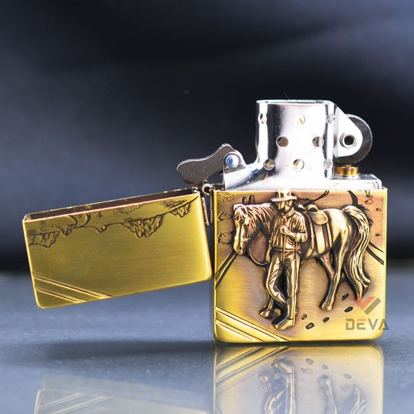 Zippo Tái Bản 1935 Chủ Đề Chàng Cao Bồi Marlboro ZN167
