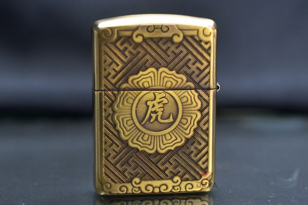 Zippo Armor Chủ Đề 12 Con Giáp Bản Giới Hạn ZD60