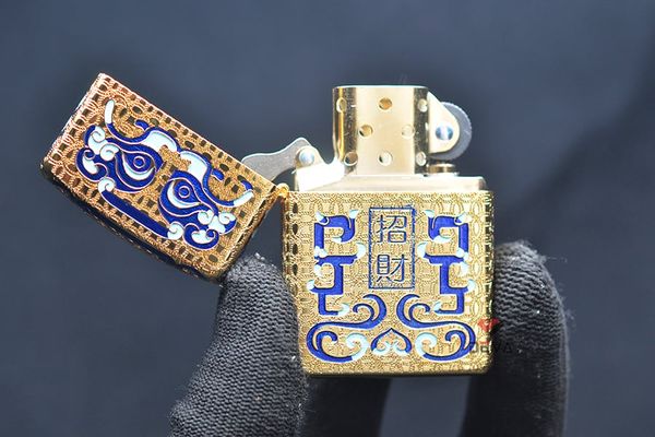 Zippo Armor khắc 5 mặt biểu tượng Thần Thú ZN302