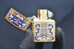 Zippo Armor khắc 5 mặt biểu tượng Thần Thú ZN302