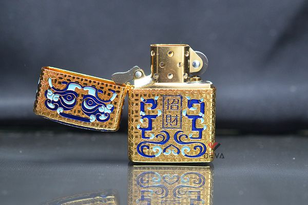 Zippo Armor khắc 5 mặt biểu tượng Thần Thú ZN302