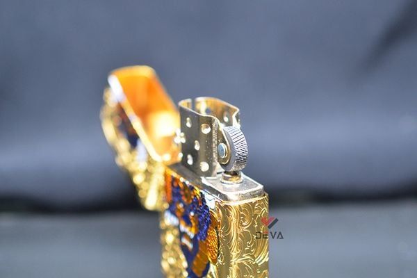 Zippo Armor khắc 5 mặt Kỳ Lân ZN301