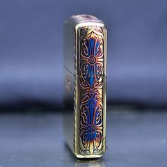 Zippo Armor viền gõ búa cạnh hoa văn đồng cháy bản giới hạn ZN325