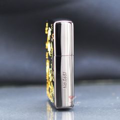 Zippo Bản Giới Hạn Khắc Tranh Mạ Vàng Thỏ Ngọc Dưới Trăng ZN165