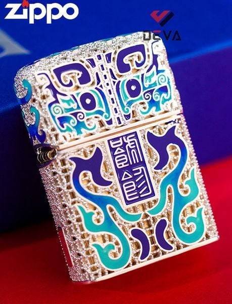 Zippo bọc hình biểu tượng thần rừng ZN289