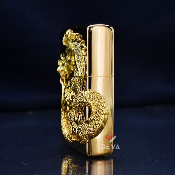 Zippo Ốp Tượng Rồng Mạ Vàng Uốn Lượn ZN299