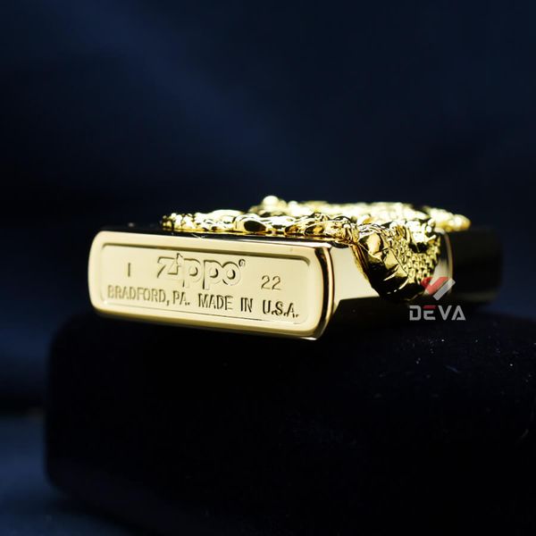 Zippo Ốp Tượng Rồng Mạ Vàng Uốn Lượn ZN299