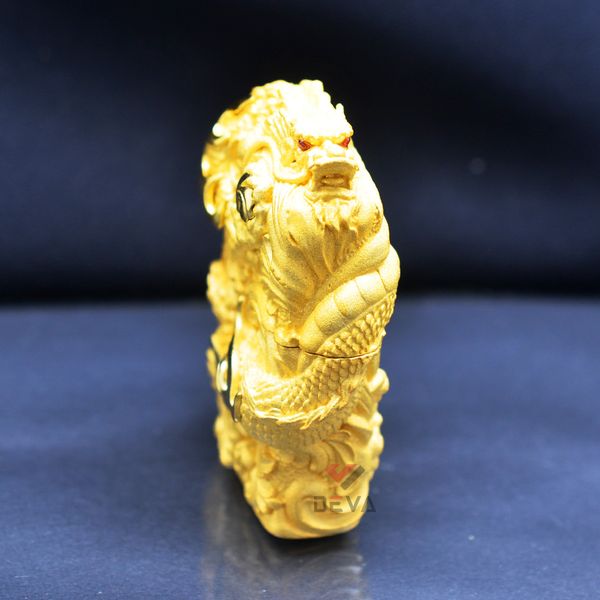Zippo Bọc Phù Điêu Tượng Rồng Cầm Châu Mạ Vàng ZN180