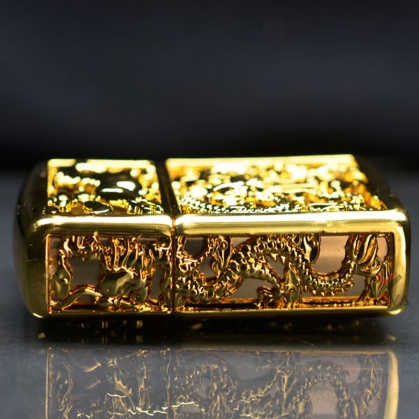 Zippo Bọc Phù Điêu Long Mã Mạ Vàng ZN382