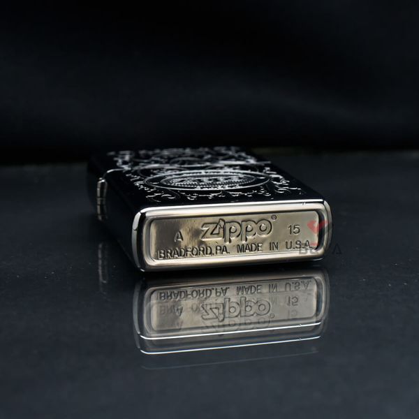 Zippo Distinctive Top Khắc Hoa Văn Chủ Đề An American Classic Z196