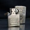 Zippo Distinctive Top Khắc Hoa Văn Chủ Đề An American Classic Z196