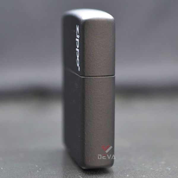 Zippo Chính Hãng Đen Mờ In Logo Zippo ZT19