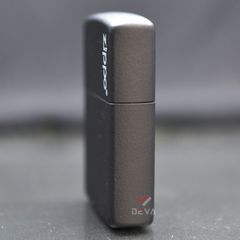 Zippo Chính Hãng Đen Mờ In Logo Zippo ZT19