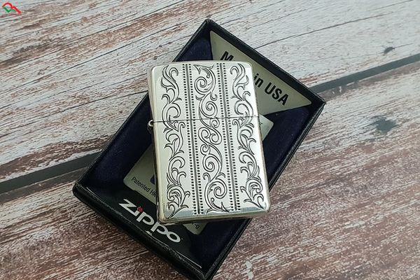 Zippo Xuất Nhật Hoa Văn ZN269