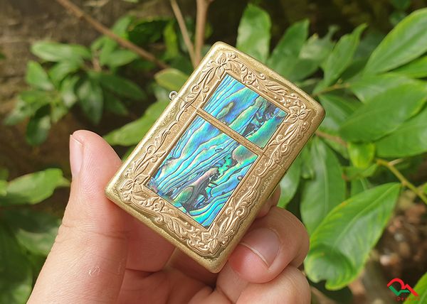 Zippo hoa văn khảm trai ZN169