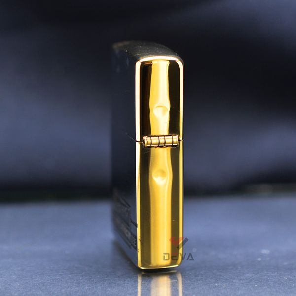Zippo Chủ Đề Các Biểu Tượng Zippo Cạnh Mạ Vàng ZN160
