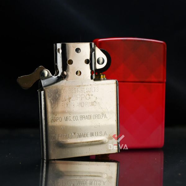 Zippo Sơn Mở Chuyển Màu Đỏ Pixels Ombre Design Z139