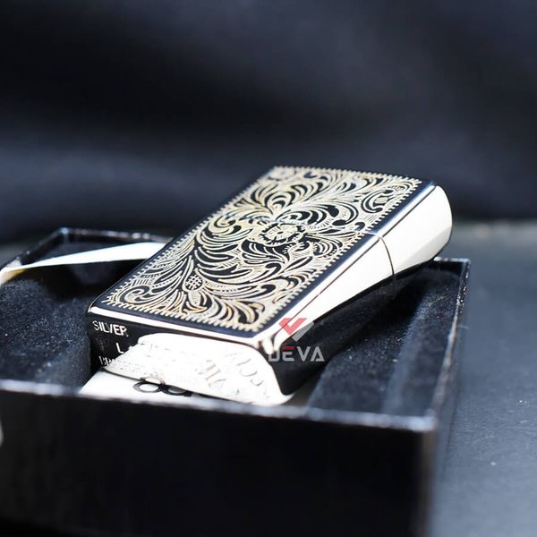 Set Zippo 1995 silver plate hoa văn mạ vàng C10