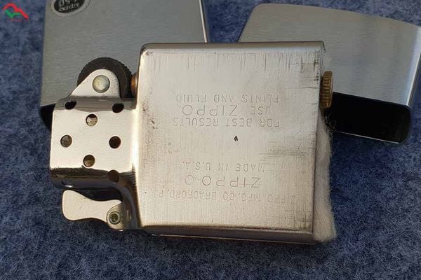 Zippo Cổ 1982 C382