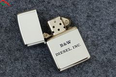 Zippo bạc bóng 1981 C317