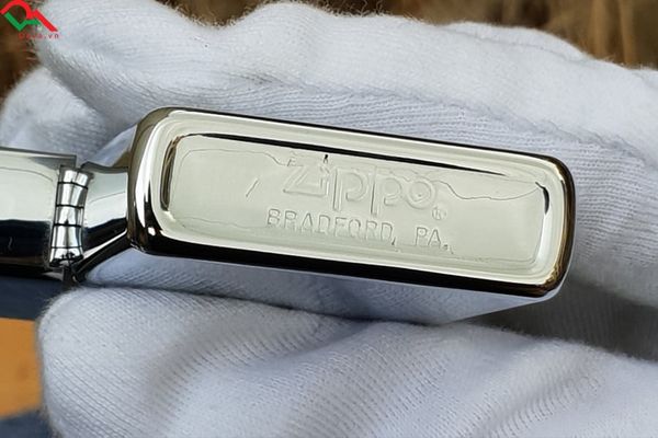 Zippo bạc bóng 1981 C317