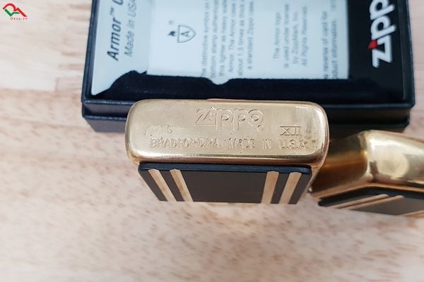 Zippo Cổ 1996 XII C331