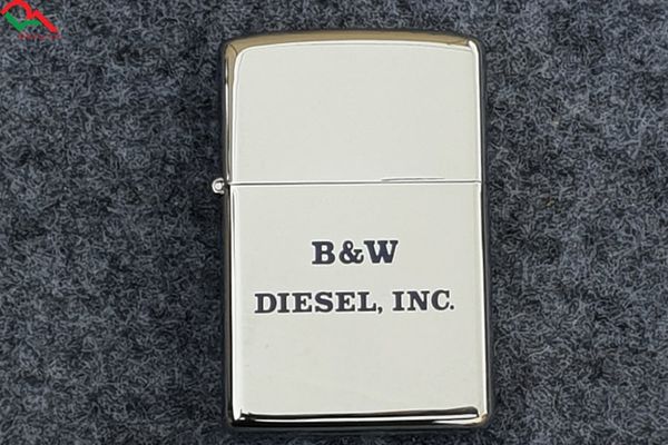 Zippo bạc bóng 1981 C317