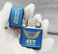 Logo Jet mạ vàng trên nền xanh ZK43