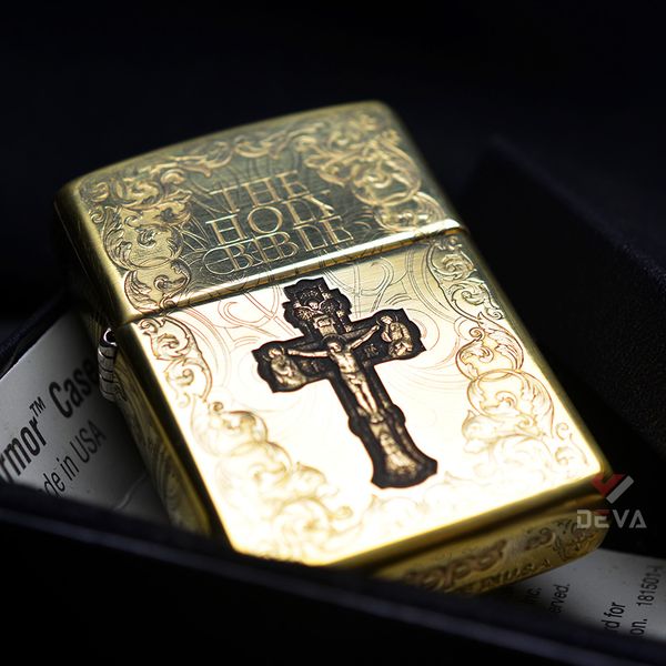 Zippo Armor Khắc Chủ Đề Kinh Thánh Holy Bibble ZD01