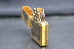 Zippo hoa văn hình Rồng bản Armor ZD02
