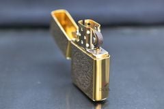 Zippo hoa văn Rồng Phượng bản Armor ZD03