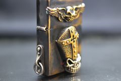 Zippo Emblem hình Qủy độc lạ ZD21