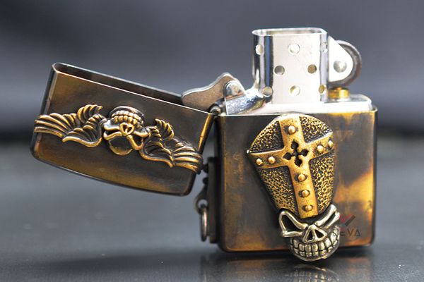 Zippo Emblem hình Qủy độc lạ ZD21