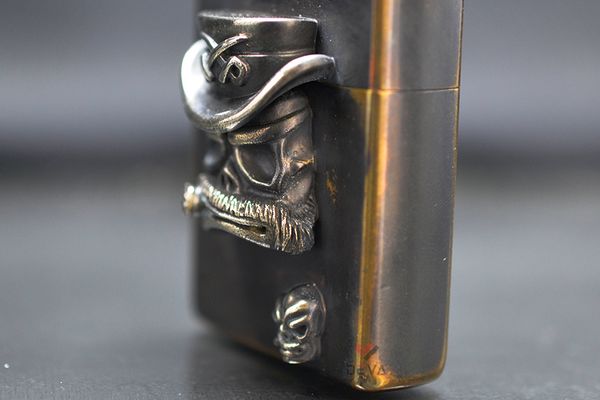 Zippo Emblem hình Mặt Qủy độc lạ ZD22