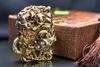 Zippo Ốp Rồng Cuộn Giữ Châu ZD58