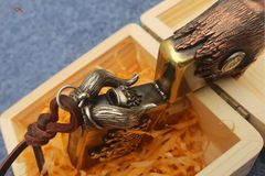 Zippo Đầu Quỷ HELLEBOY ZD29