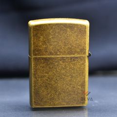 Zippo Đồng Bụi Gắn Emblem Ma Hổ ZN112