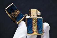 Zippo Armor đồng cháy khắc hình Võ Tướng ZN316