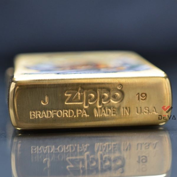 Zippo đồng xước in hình Mãnh Hổ Săn Mồi Z370