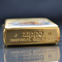 Zippo đồng xước in hình Mãnh Hổ Săn Mồi Z370
