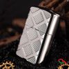 Zippo ô vuông chéo bản Armor Z314