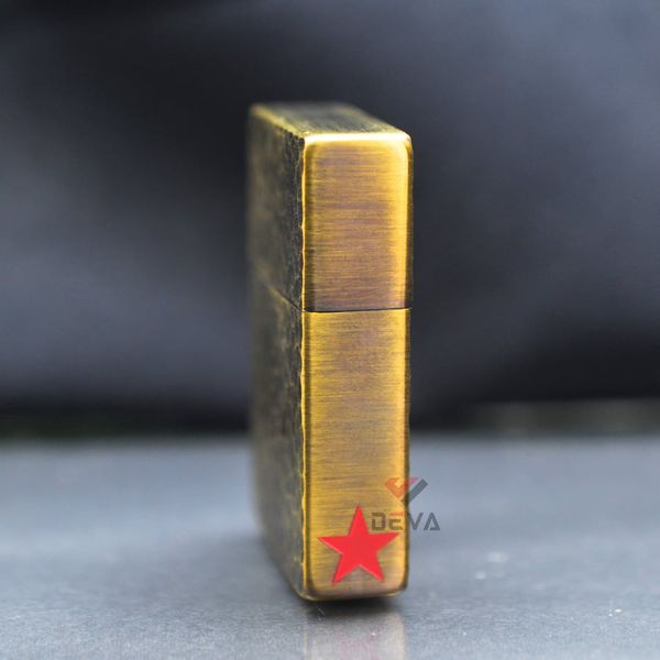 Zippo Tái Bản 1935 Vân Gõ Búa Z319