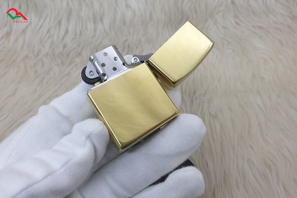 Zippo Khắc Sâu Hổ Phong Thủy ZN213