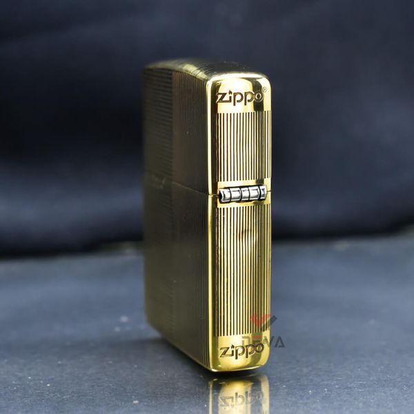 Zippo Khắc Các Đường Kẻ Sọc Ngang Dọc ZN393
