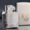Zippo khắc hình xúc xắc mạ satin Z208